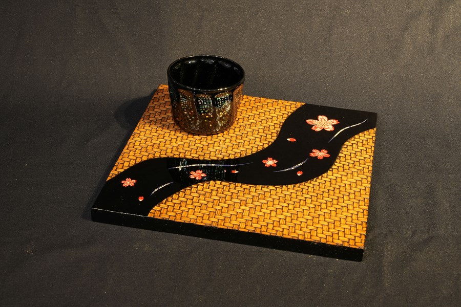 林港平 靜 22X22X1.5 7X7X5.5 竹 樹漆 貝