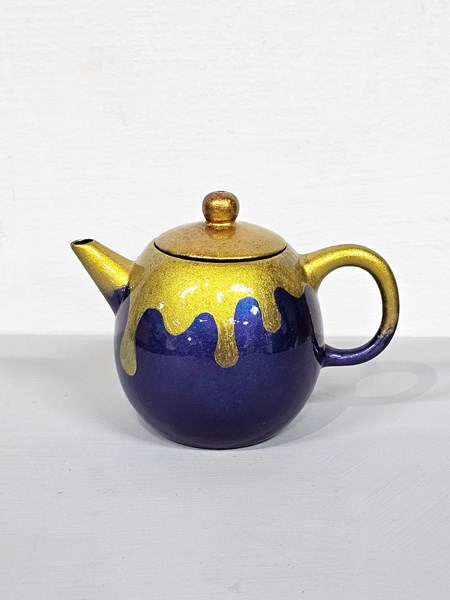謝定均 蜜茶 12X8X9 腰果漆 陶壺