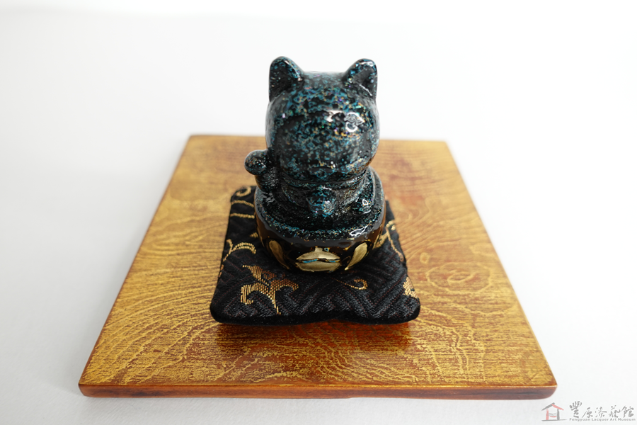 廖家慶 青貝金箔變塗 吉米招財貓 12X12X7cm 3D列印 天然漆 青貝粉 金箔 金消粉