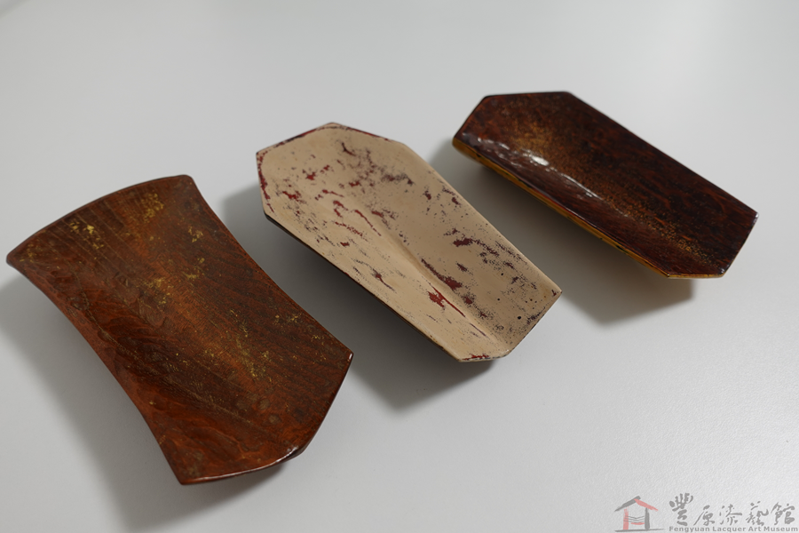 廖家慶 漂浮茶則三款一組 13.7X7X2.5cm 木胎 天然漆 金梨子地粉 金消粉