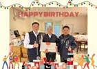 114年3月17日，豐原區公所洪峰明區長及謝孟助主任秘書代表臺中市政府盧秀燕市長臺中市政府民政局吳世瑋局長，於生日當天致贈豐原里洪源隆里長生日禮盒