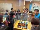 金蛇獻瑞臺中市漆藝協會第二屆會員漆藝聯展開幕式導覽解說2
