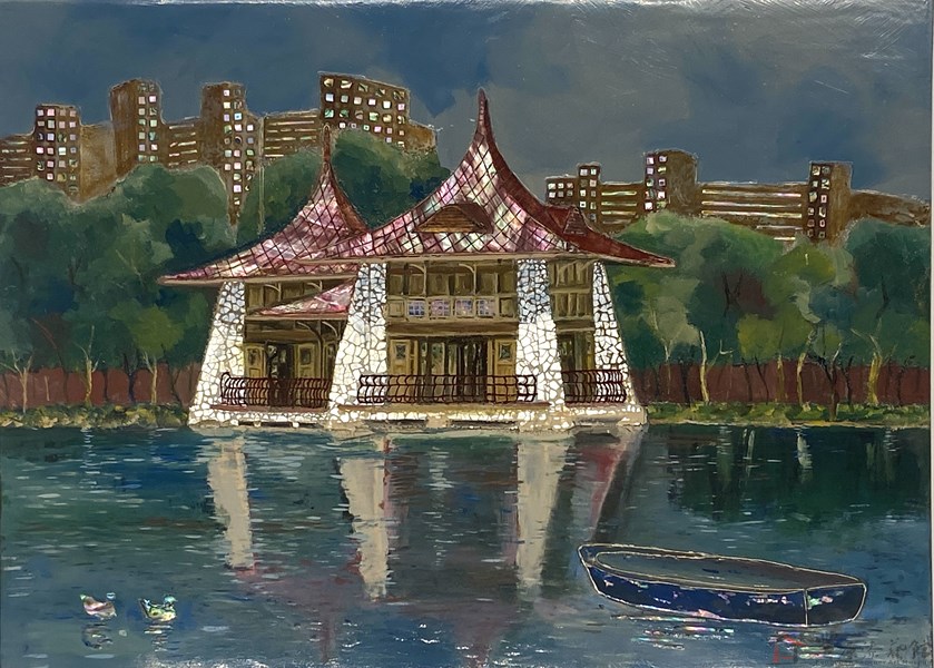 柯榮晉 悠遊台中公園 40.5X30 天然漆 木 布 螺鈿 蛋殼 漆藝粉