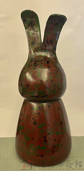 徐玟玫 靜藏1 12X12X30 陶胎 螺鈿 天然漆