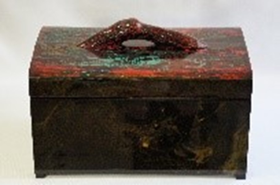 蔡佩芬漂流紅粧23x34.5x21木胎漆盒